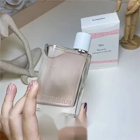 Burberry Her Blossom — photo 5