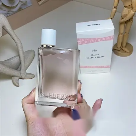 Burberry Her Blossom — photo 7