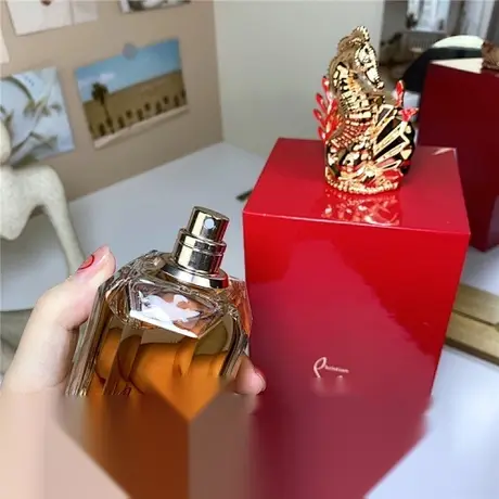Christian Louboutin Loubihorse Légère — photo 1
