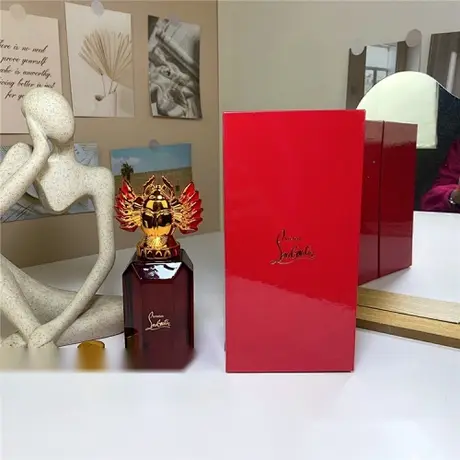 Christian Louboutin LoubiCharme — photo 5
