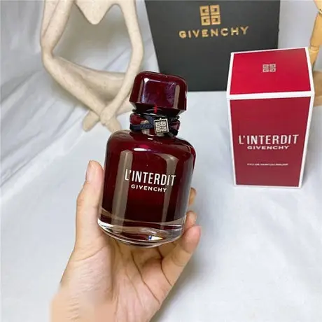 Givenchy L'interdit — photo 4