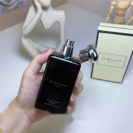 Jo Malone Velvet Rose & Oud — photo 2