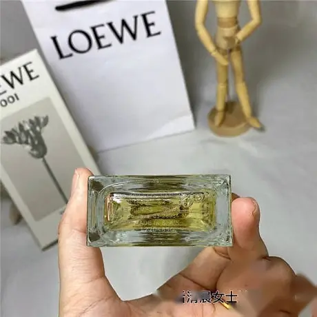 Loewe 001 Woman — photo 5