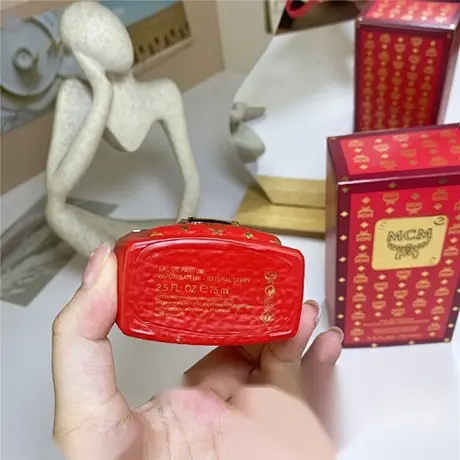 MCM Rouge Parfum — photo 4