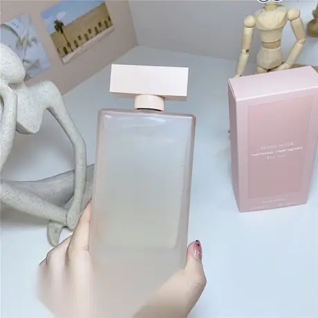 Narciso Rodriguez Musc Nude — photo 4
