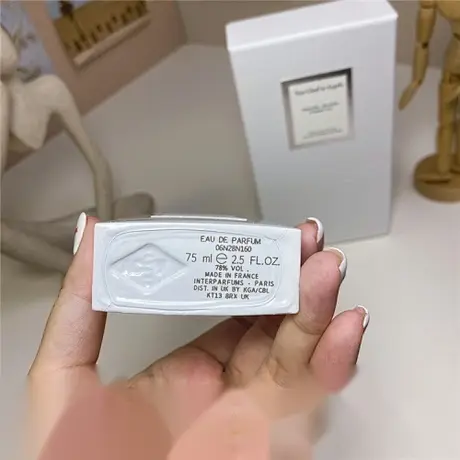 Van Cleef & Arpels Santal Blanc — photo 3
