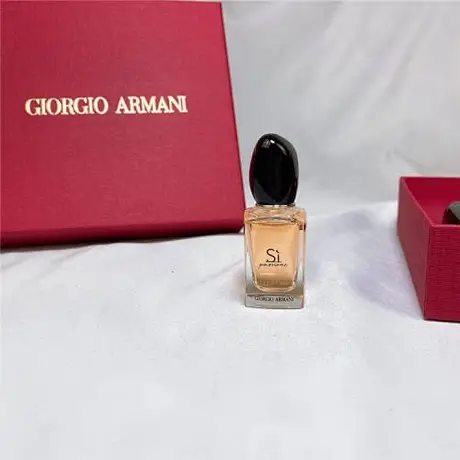 Giorgio Armani Coffret Sì miniatures — photo 2