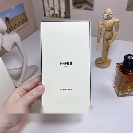 Fendi La Baguette — photo 1