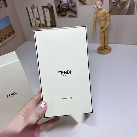 Fendi Sempre Mio — photo 4