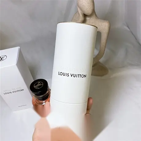 Louis Vuitton Spell ON You — photo 4