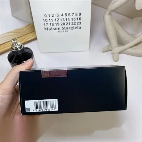 Maison Margiela Flying — photo 1