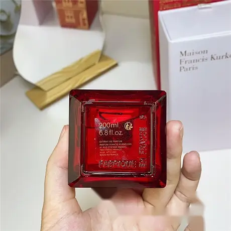Maison Francis Kurkdjian Baccarat Rouge 540 — photo 5
