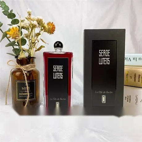 Serge Lutens La Fille de Berlin — photo 6