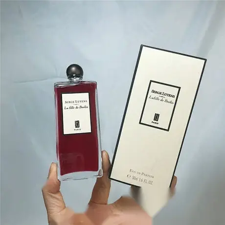 Serge Lutens La Fille de Berlin — photo 6