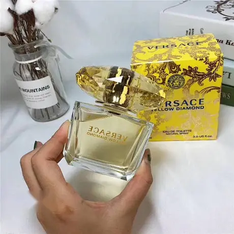 Versace Yellow Diamond — photo 2