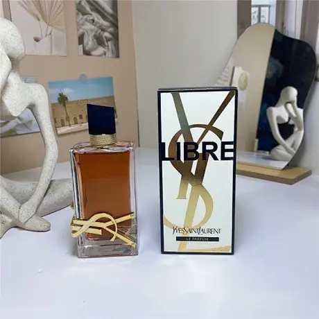 Yves Saint Laurent Libre Le Parfum — photo 5
