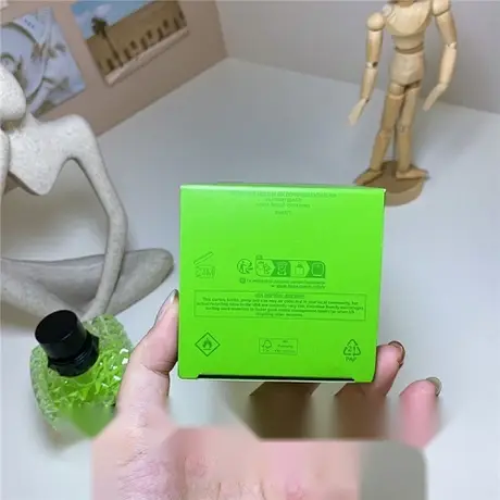 Valentino Donna Born in Roma Green Stravaganza — photo 2