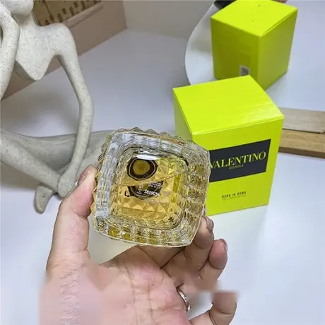 Valentino Donna Yellow Dream — photo 4