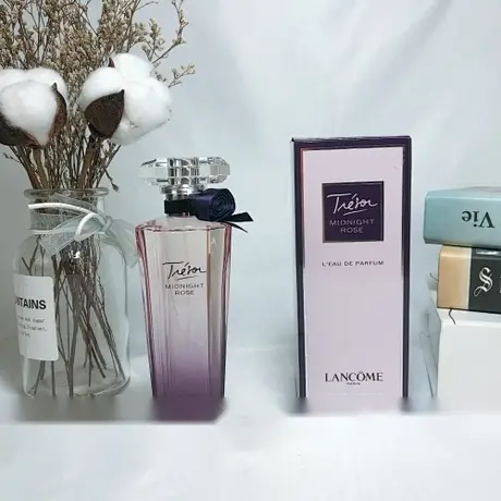 Lancôme Trésor Midnight Rose — photo 4