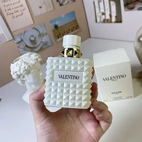 Valentino Donna Born in Roma Ivory — photo 2