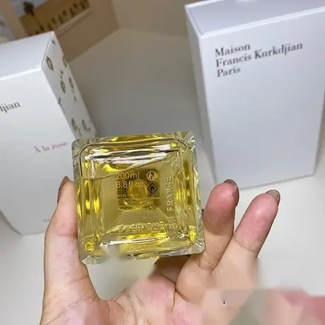 Maison Francis Kurkdjian À la Rose — photo 4
