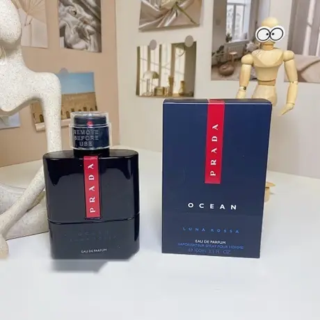 Prada Luna Rossa Women — photo 5