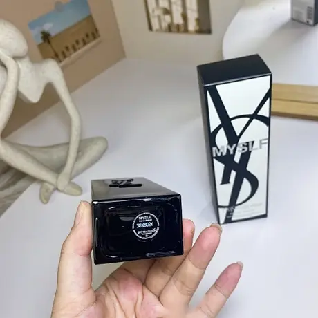 Yves Saint Laurent MYSLF — photo 5