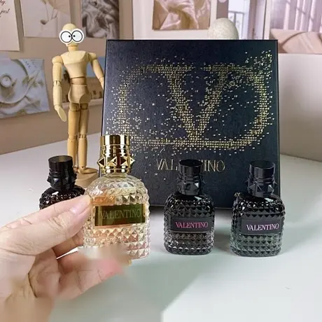 Valentino Coffret Uomo Born in Roma 4 miniatures — photo 3