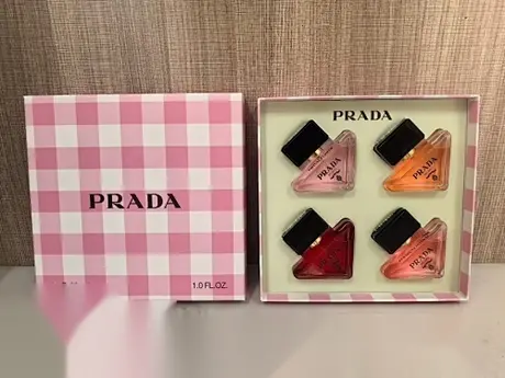 Prada Pink — photo 1