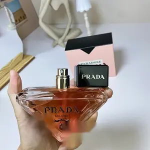 Prada Paradoxe